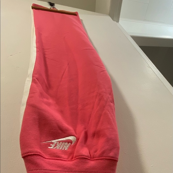 (Bundle 2/$25) NWT Sweatpants Nike XL (Junior) - Picture 5 of 6